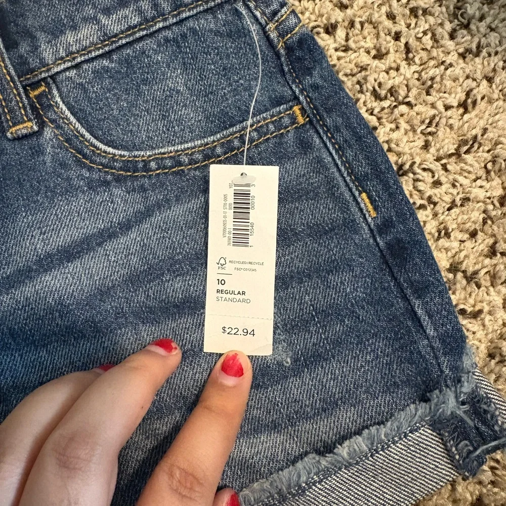 Old Navy Girls Dark Blue Jean Shorts - Picture 4 of 8